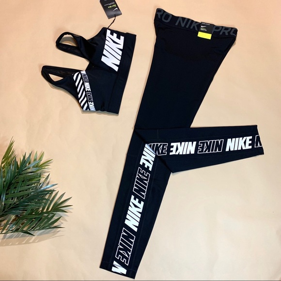 Nike Pants - NEW Nike Women’s Matching Set - Sz Small
